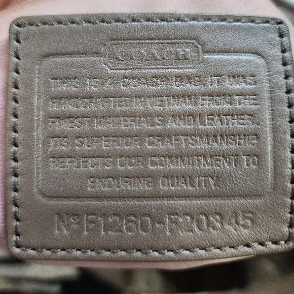 Coach Silver Croc-Embossed Tote Bag, vintage, y2k - Picture 8 of 8